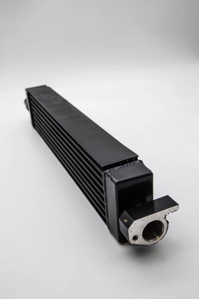 JAGUAR S TYPE and XJ8SC OIL COOLER (C2C10447)