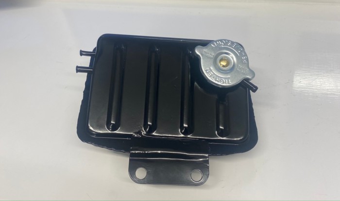 JAGUAR XJS 3.6 TO 1987 HEADER TANK